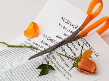 How to Stay in the Family Home After Divorce