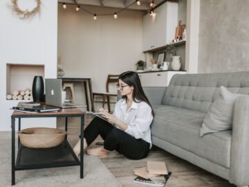 Keeping Your Business (and Family) Moving Smoothly When You Have Two Homes