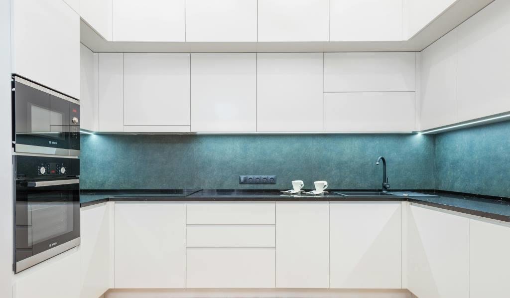 modern tile backsplash