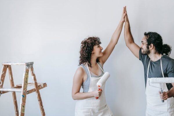 Key Points Homeowners Should Fix Before Selling like painting